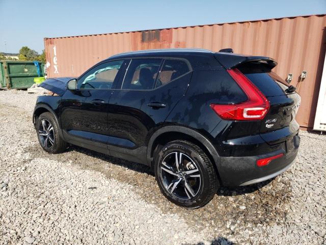 YV4K92HK1P2963565 - 2023 VOLVO XC40 CORE BLACK photo 2