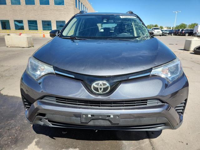 JTMBFREV2HJ120050 - 2017 TOYOTA RAV4 LE CHARCOAL photo 5