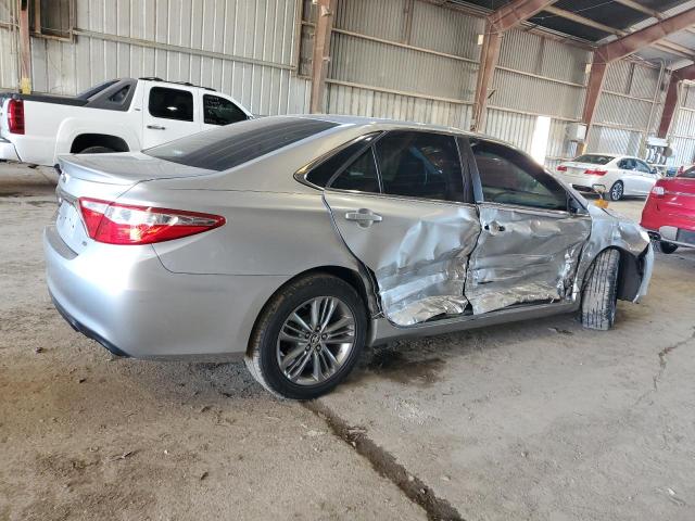 4T1BF1FK0GU148380 - 2016 TOYOTA CAMRY LE SILVER photo 3