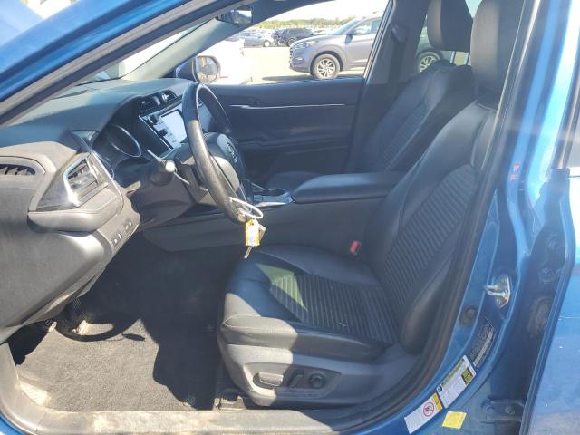 4T1B11HK0JU105032 - 2018 TOYOTA CAMRY L BLUE photo 7