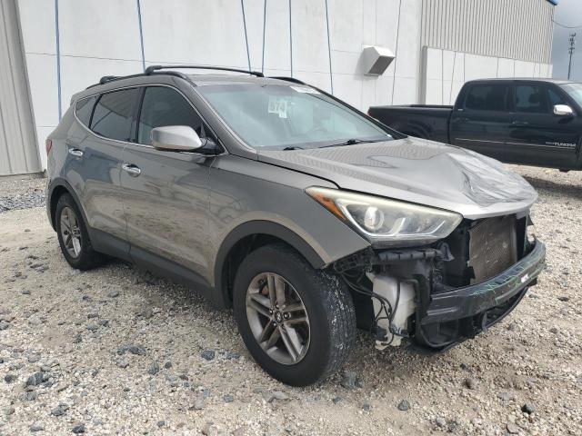 5XYZU3LB2HG387926 - 2017 HYUNDAI SANTA FE S Szary zdjęcie 4