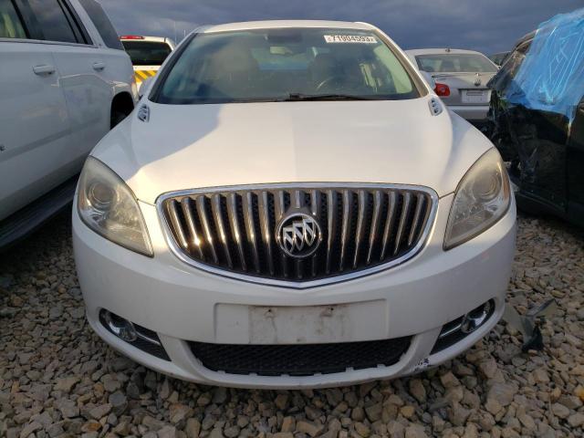 1G4PP5SK1E4176086 - 2014 BUICK VERANO WHITE photo 5