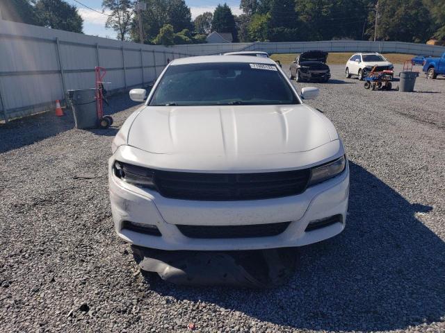 2C3CDXHG7HH569208 - 2017 DODGE CHARGER SXT WHITE photo 5