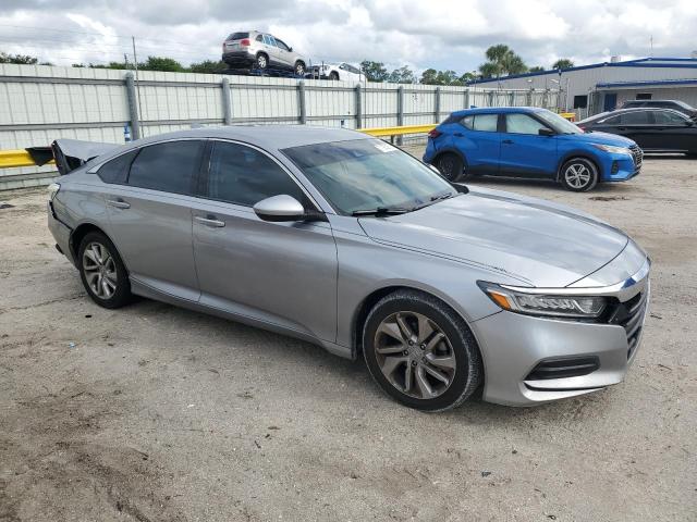 1HGCV1F15KA141262 - 2019 HONDA ACCORD LX SILVER photo 4