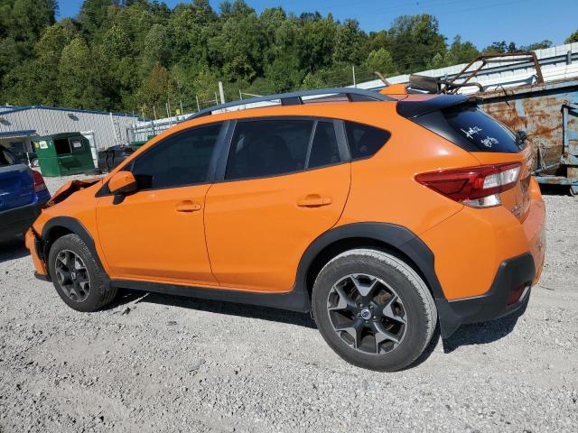 JF2GTABC9JH285000 - 2018 SUBARU CROSSTREK PREMIUM ORANGE photo 2