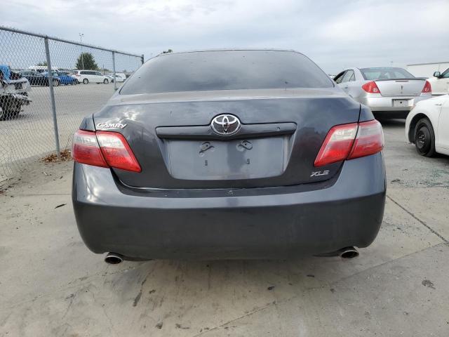 4T1BK46KX8U059656 - 2008 TOYOTA CAMRY LE GRAY photo 6