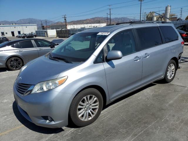 2012 TOYOTA SIENNA XLE, 