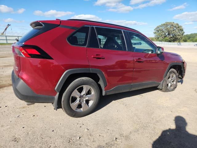 2T3P1RFV1PW360404 - 2023 TOYOTA RAV4 XLE MAROON photo 3