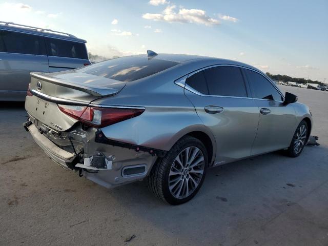 JTHB21B12K2010520 - 2019 LEXUS ES 300H SILVER photo 3