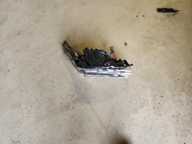 JF2GUADC1R8910818 - 2024 SUBARU CROSSTREK PREMIUM 蓝色 照片 13