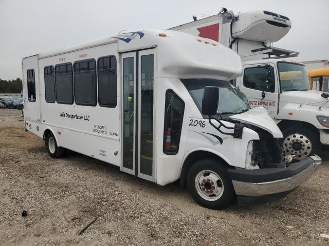 1HA6GUBGXKN011824 - 2019 CHEVROLET EXPRESS G4 WHITE photo 4