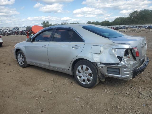 4T4BE46K39R094943 - 2009 TOYOTA CAMRY BASE ვერცხლისფერი ფოტო 2