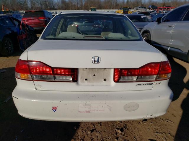 1HGCG66542A113818 - 2002 HONDA ACCORD LX WHITE photo 6