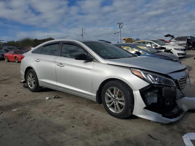 5NPE24AFXHH537905 - 2017 HYUNDAI SONATA SE SILVER photo 4