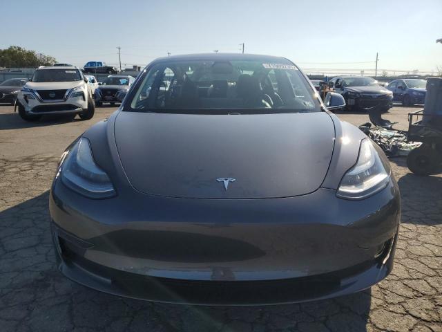5YJ3E1EA6LF661110 - 2020 TESLA MODEL 3 灰色 照片 5