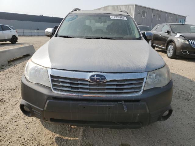 JF2SH636X9H766886 - 2009 SUBARU FORESTER 2.5X PREMIUM Сріблястий фото 5