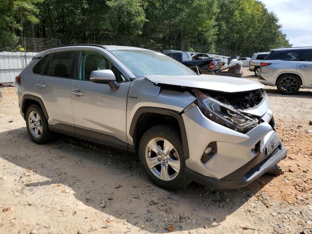 2T3RWRFVXMW117860 - 2021 TOYOTA RAV4 XLE SILVER photo 4
