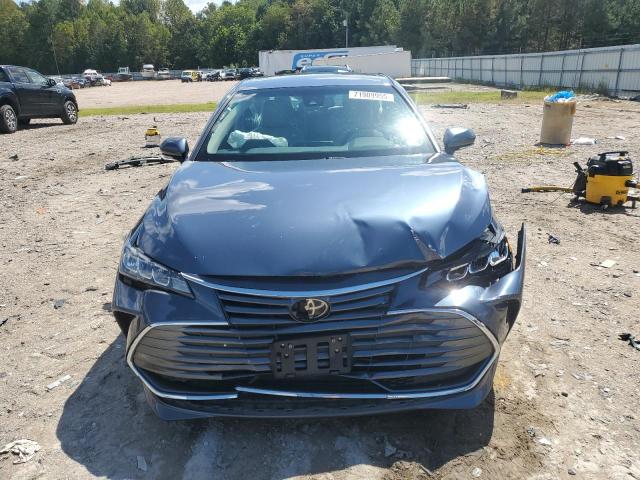 4T1JZ1FB2NU085606 - 2022 TOYOTA AVALON XLE Bleu photo 5