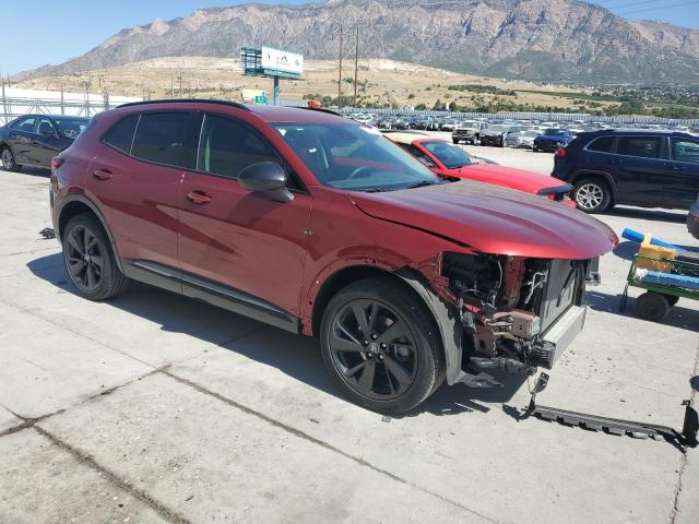 LRBFZMR48PD143180 - 2023 BUICK ENVISION PREFERRED წითელი ფოტო 4