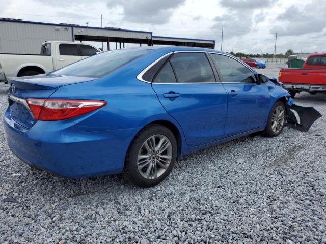 4T1BF1FKXHU806126 - 2017 TOYOTA CAMRY LE BLUE photo 3