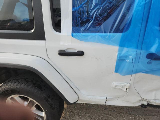 1C4HJXEGXJW228682 - 2018 JEEP WRANGLER U SAHARA თეთრი ფოტო 11