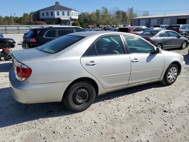 4T1BE32K95U102533 - 2005 TOYOTA CAMRY LE SILVER photo 3