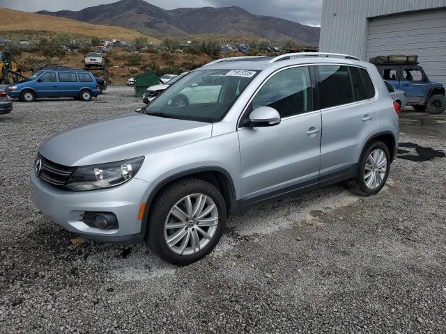 2012 VOLKSWAGEN TIGUAN S, 