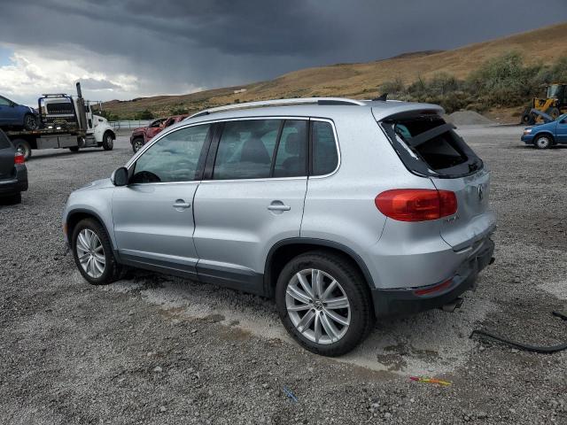 WVGAV7AX3CW532334 - 2012 VOLKSWAGEN TIGUAN S Gümüş foto 2