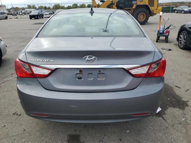 5NPEB4AC1BH246111 - 2011 HYUNDAI SONATA GLS GRAY photo 6