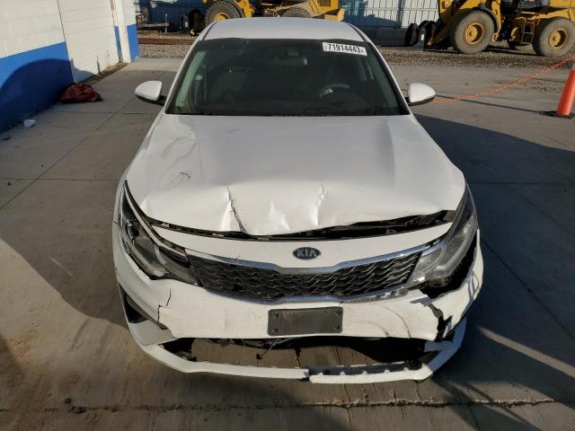 5XXGT4L35KG294337 - 2019 KIA OPTIMA LX WHITE photo 5