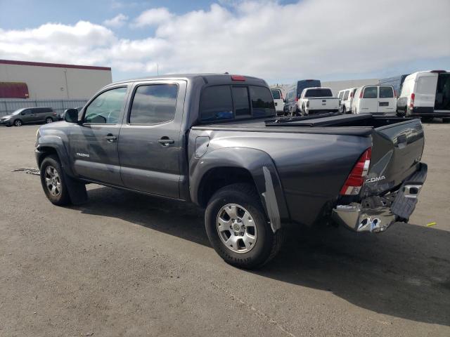 3TMLU4EN6BM068025 - 2011 TOYOTA TACOMA DOUBLE CAB GRAY photo 2