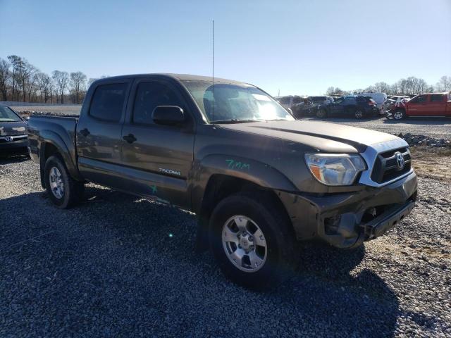 5TFLU4EN5DX073021 - 2013 TOYOTA TACOMA DOUBLE CAB 棕色 照片 4