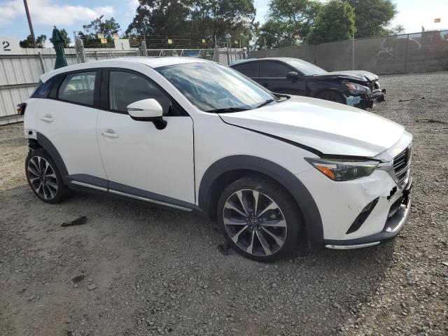 JM1DKDD74K0432541 - 2019 MAZDA CX-3 GRAND TOURING WHITE photo 4