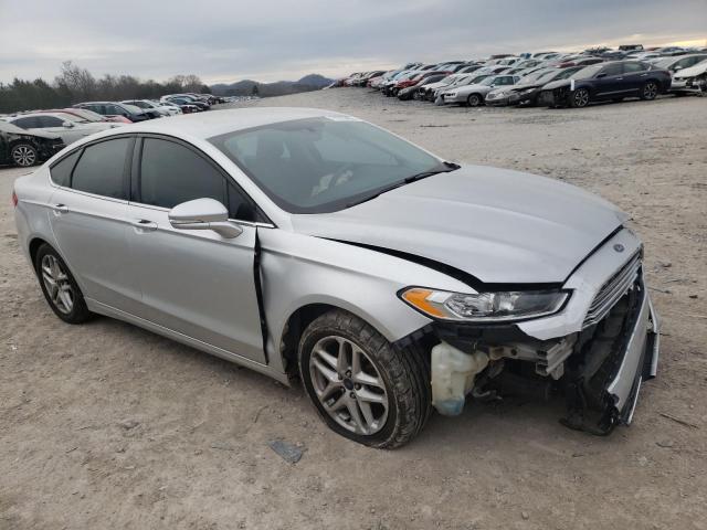 3FA6P0H74ER148561 - 2014 FORD FUSION SE SILVER photo 4