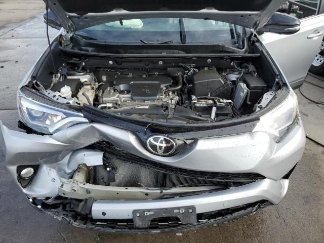 2T3JFREV6HW678514 - 2017 TOYOTA RAV4 SE SILVER photo 12