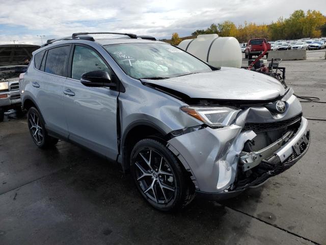 2T3JFREV6HW678514 - 2017 TOYOTA RAV4 SE SILVER photo 4