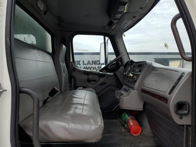1FVACWDT9CDBF1972 - 2012 FREIGHTLINER M2 106 MEDIUM DUTY WHITE photo 5
