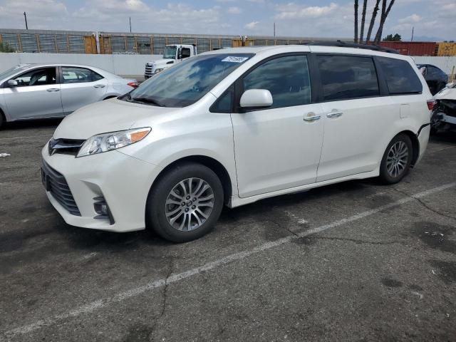 2019 TOYOTA SIENNA XLE, 