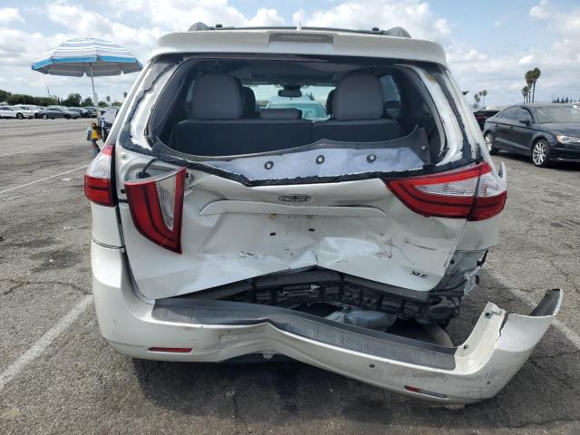 5TDYZ3DC2KS993077 - 2019 TOYOTA SIENNA XLE თეთრი ფოტო 6