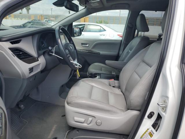 5TDYZ3DC2KS993077 - 2019 TOYOTA SIENNA XLE თეთრი ფოტო 7