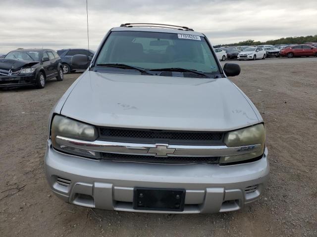 1GNDS13S042146401 - 2004 CHEVROLET TRAILBLAZE LS SILVER photo 5