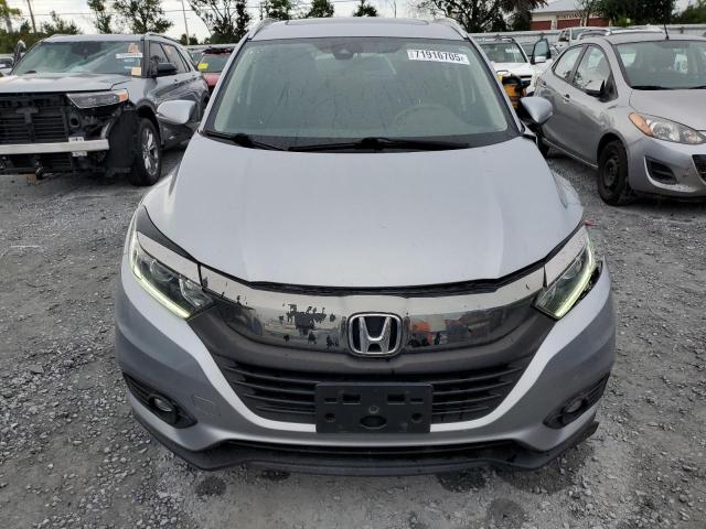 3CZRU6H5XKM730586 - 2019 HONDA HR-V EX SILVER photo 5