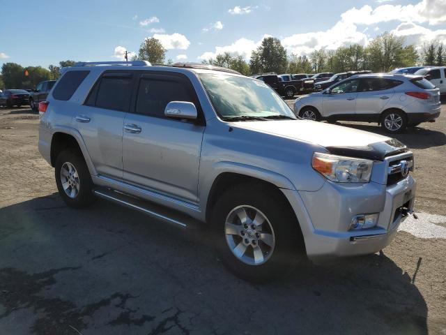 JTEBU5JR7C5089480 - 2012 TOYOTA 4RUNNER SR5 SILVER photo 4