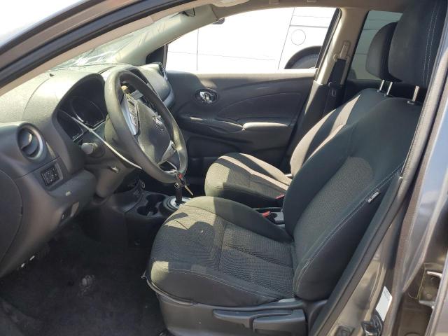 3N1CN7AP0JL805717 - 2018 NISSAN VERSA S GRAY photo 7