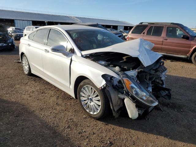 3FA6P0PU4FR195453 - 2015 FORD FUSION SE PHEV WHITE photo 4