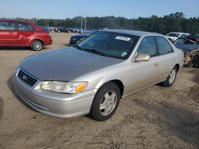 2001 TOYOTA CAMRY CE, 