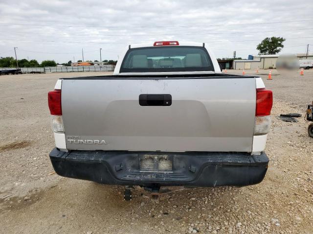 5TFRM5F17DX059827 - 2013 TOYOTA TUNDRA DOUBLE CAB SR5 WHITE photo 6