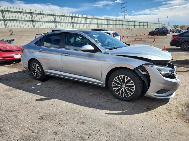 3VWC57BU6KM267521 - 2019 VOLKSWAGEN JETTA S 银色 照片 4