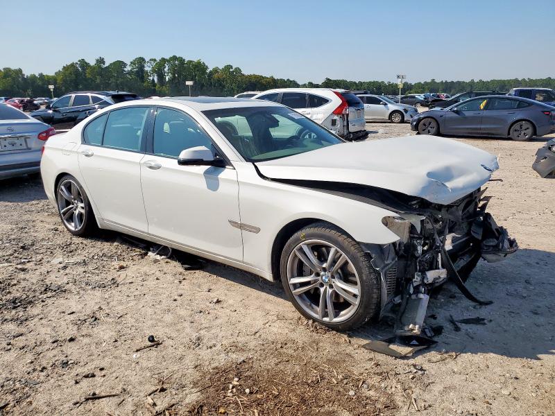 WBAYA8C51FG197604 - 2015 BMW 750 I WHITE photo 4