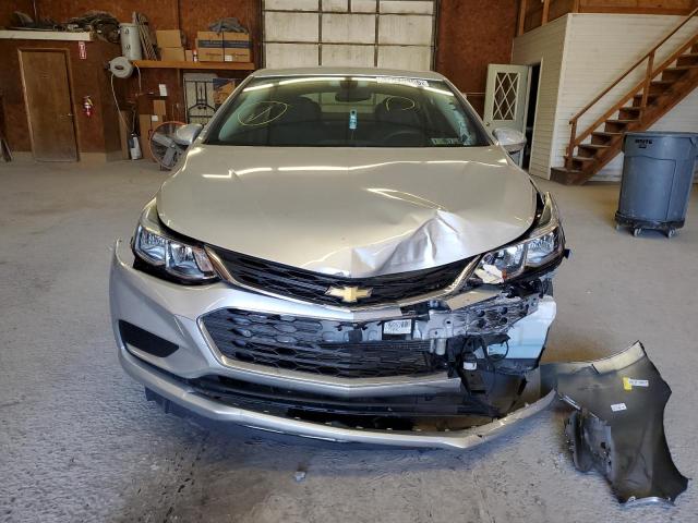 1G1BC5SM0H7260746 - 2017 CHEVROLET CRUZE LS 银色 照片 5